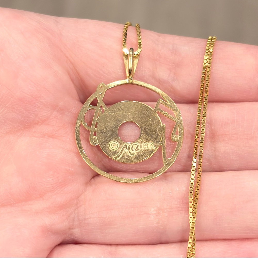 14K Rock N Roll Record Pendant, Vintage 50’s Style, Music Note, Filigree - Picture 11 of 13